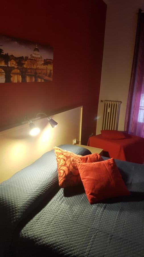 Hotel Domus Roma Zewnętrze zdjęcie